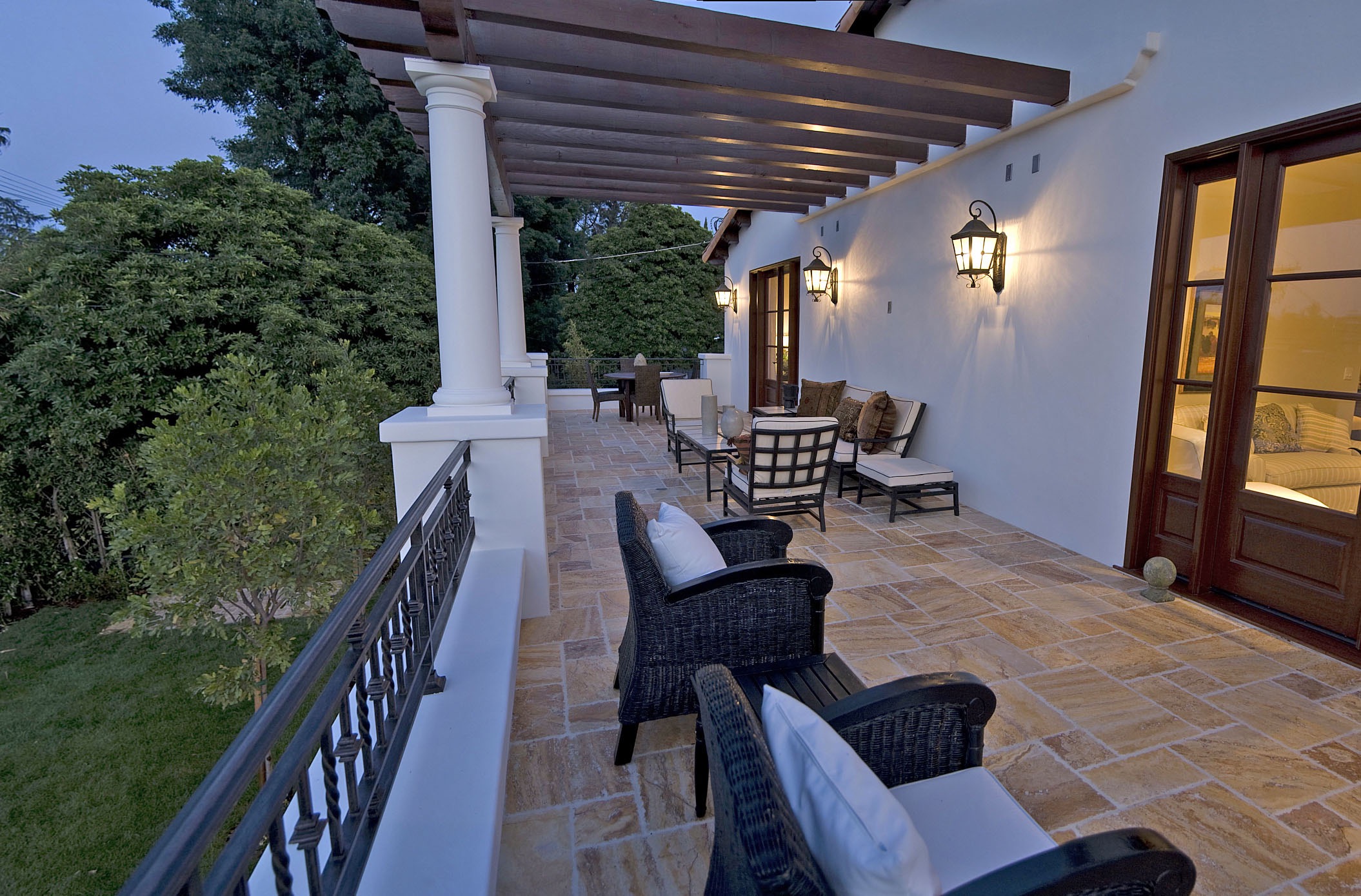 General Contractor in Reseda