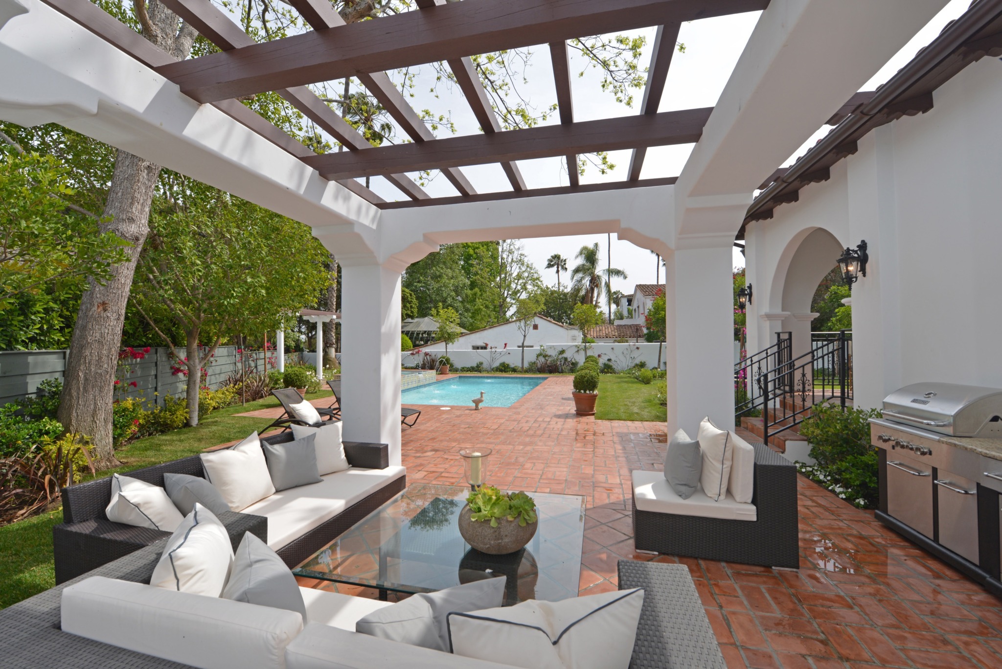 General Contractor in Paramount